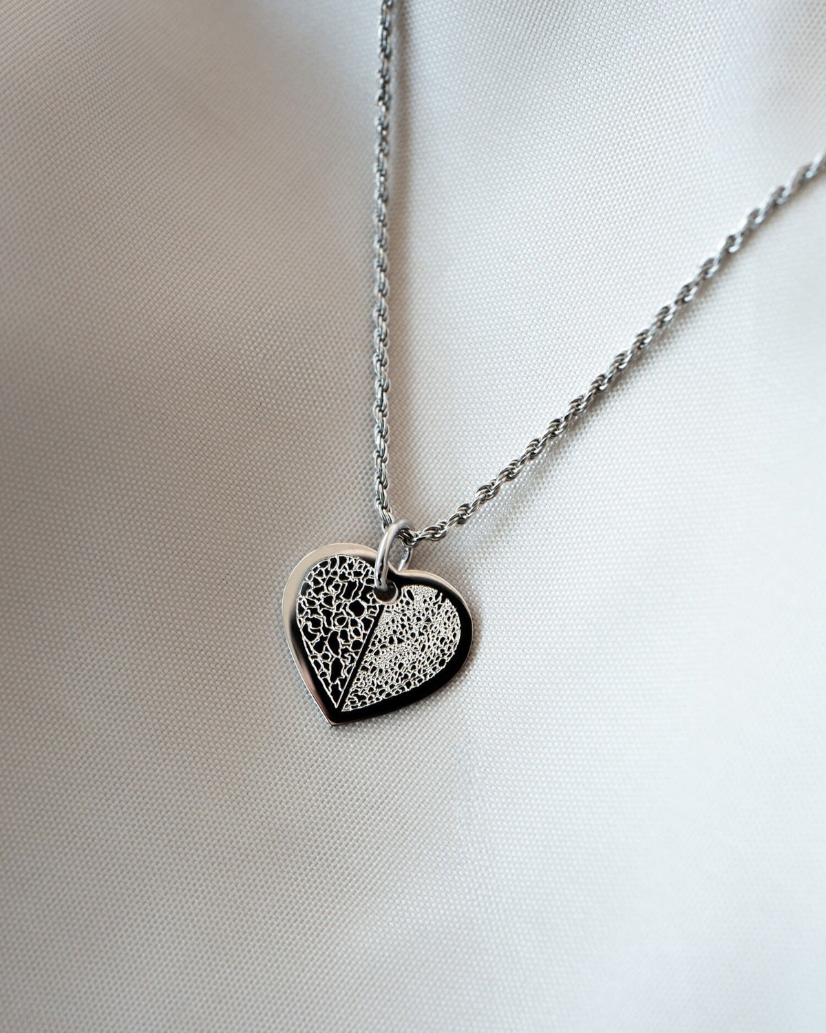 Nose print heart necklace engraving plate pendant 13mm