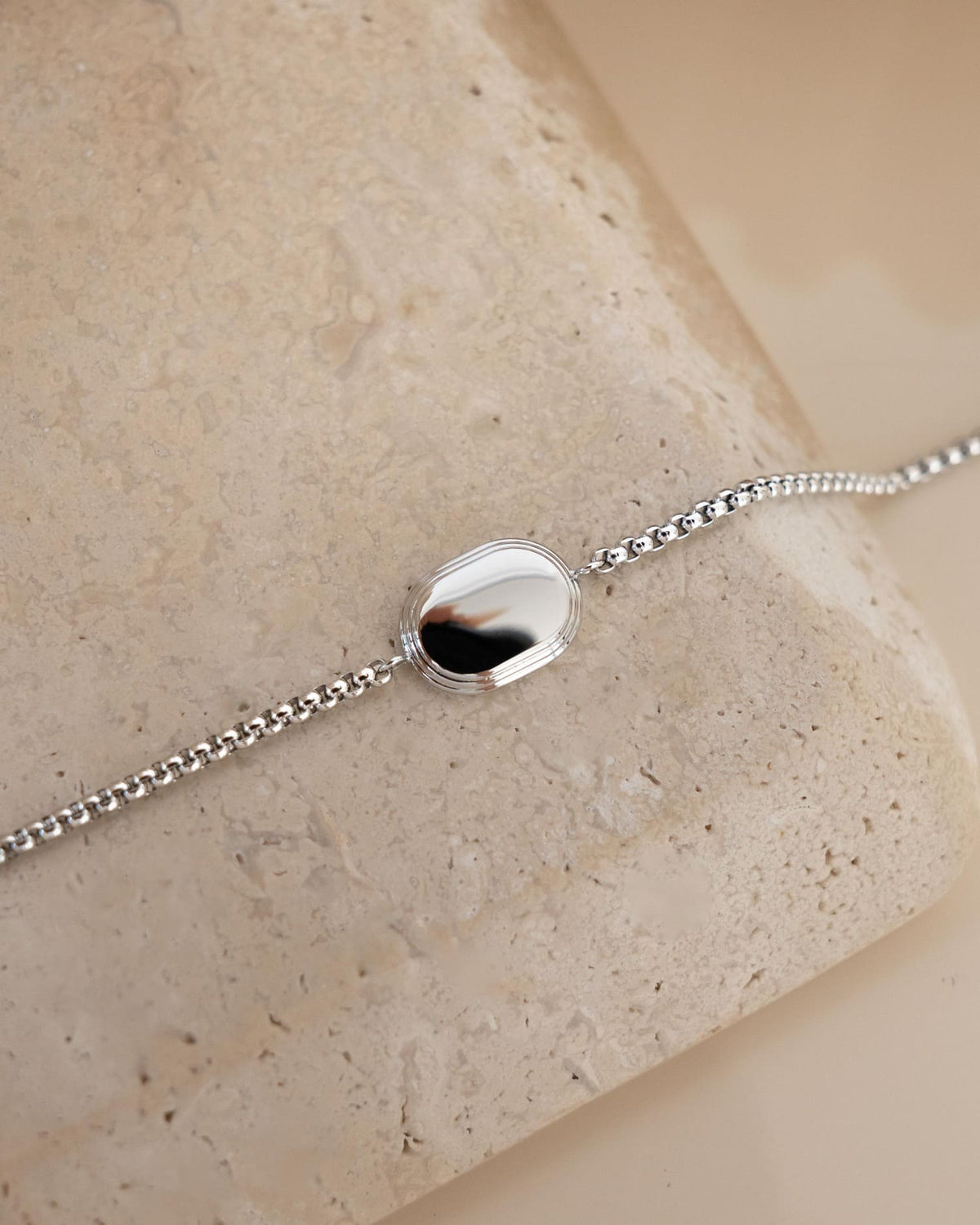 Initialen Gravurarmband Gravurplatte Oval