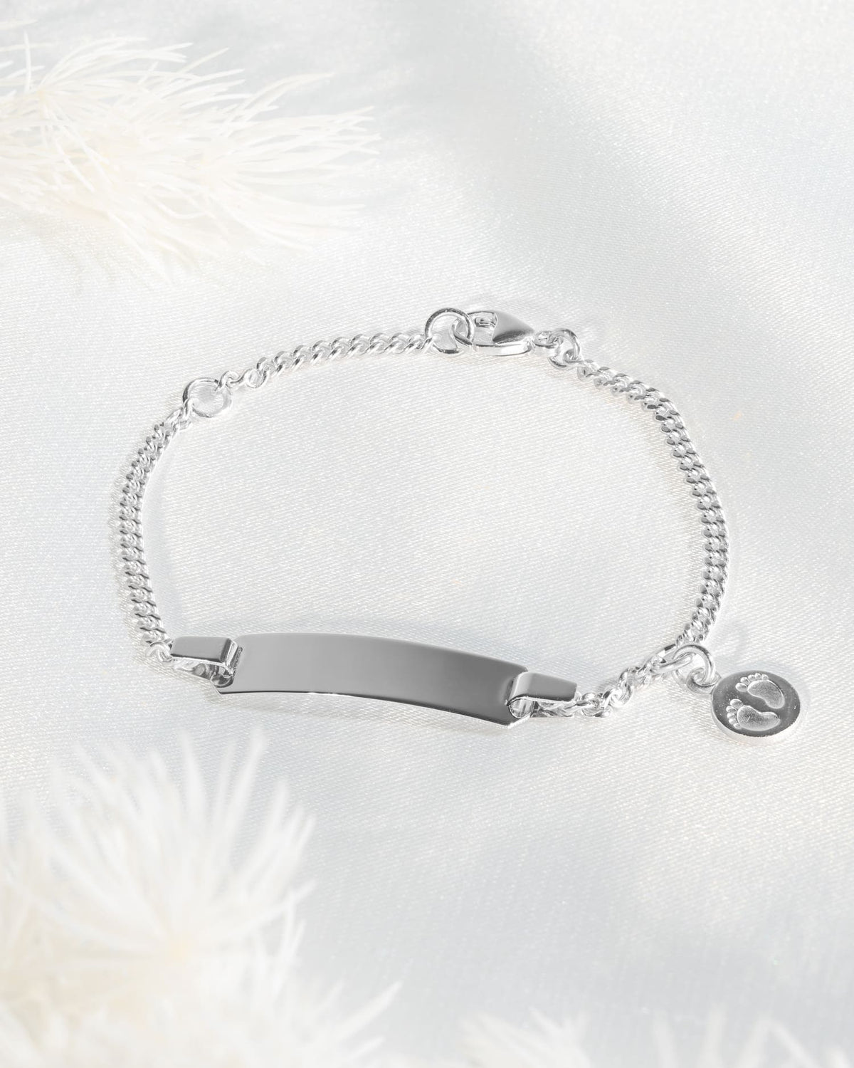 Engraving bracelet engraving plate baby feet