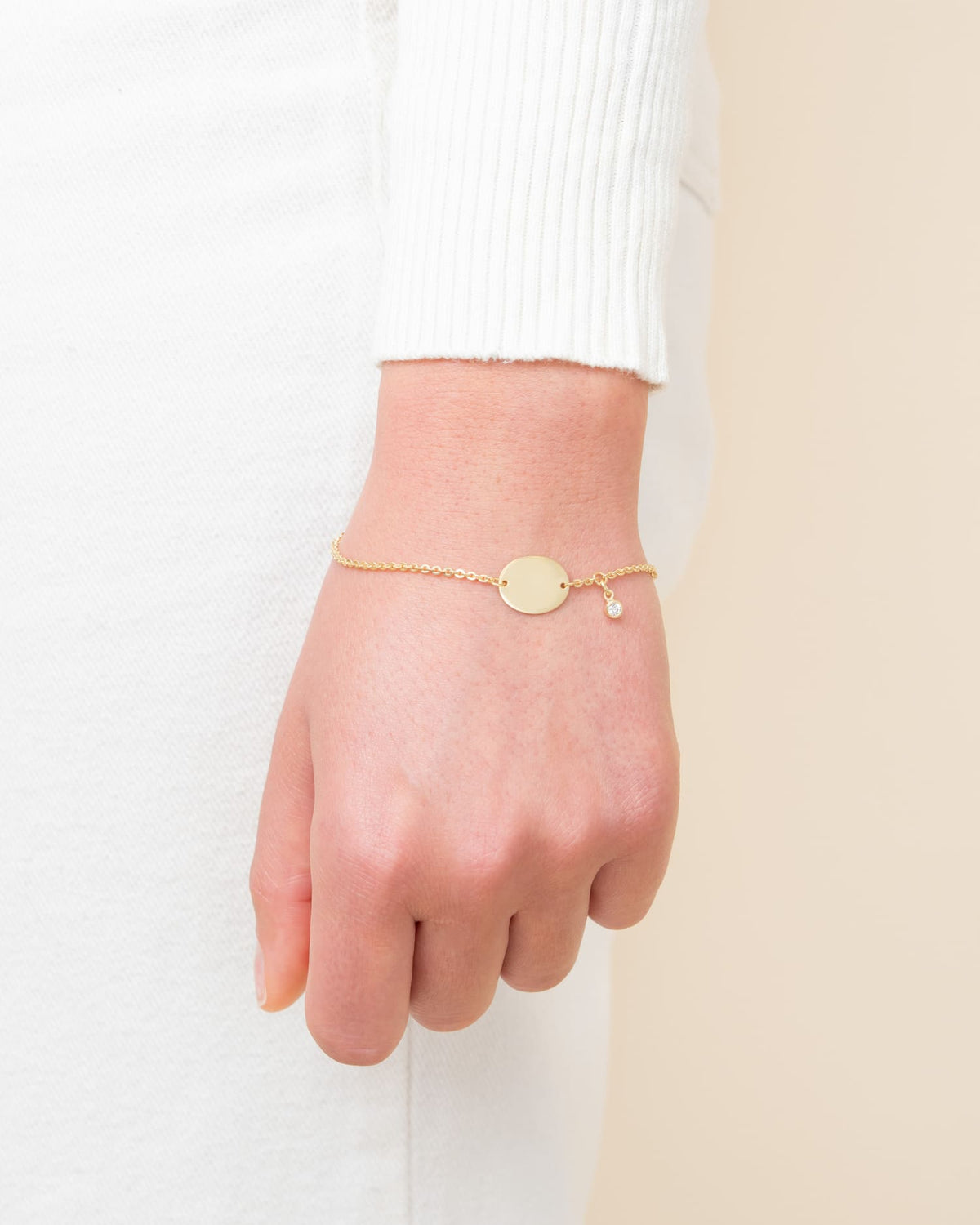 Geboorte bloem graveren armband graveerplaat ovale zirkonia