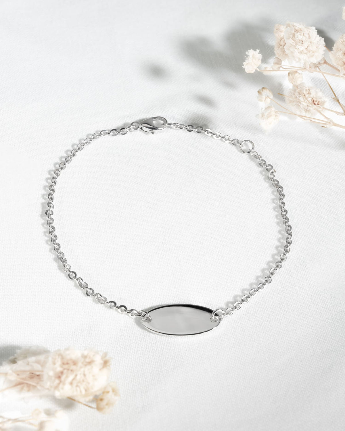 Geboorte bloem graveren armband graveerplaat ovale zirkonia