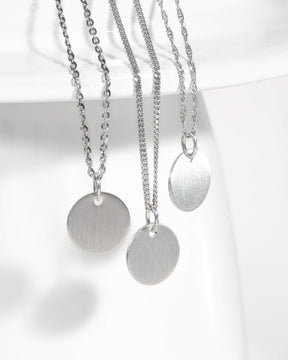 Parafen graveerplaatjes halsketting hanger rond 12mm