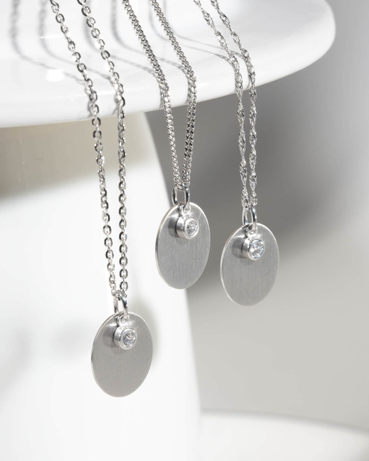 Engraving plates necklace pendant oval zirconia