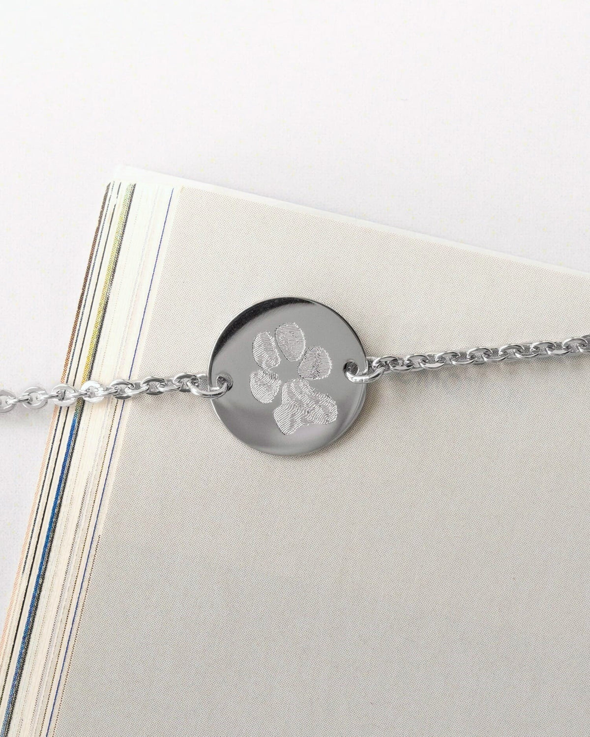 Paw print engraving bracelet engraving plate round