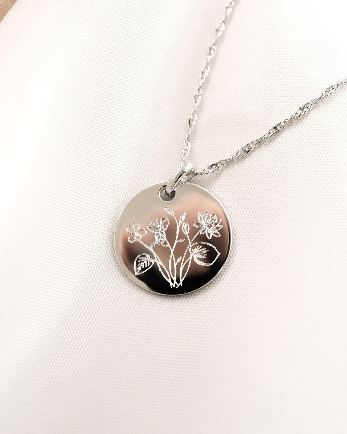 Geboorte bloem graveren platen ketting hanger zirconia ronde