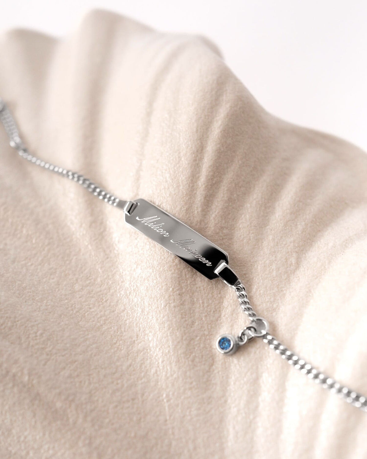 Gravurarmband Gravurplatte Zirkonia Blau